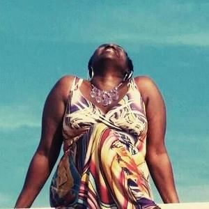 Meet your Posher, Antoinette